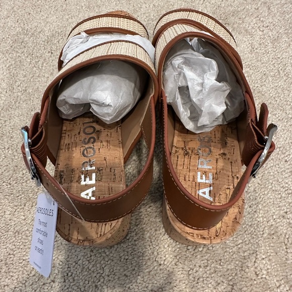 Aerosoles Platform Sandal in Sand Raffia 9.5 NWT - Picture 7 of 7